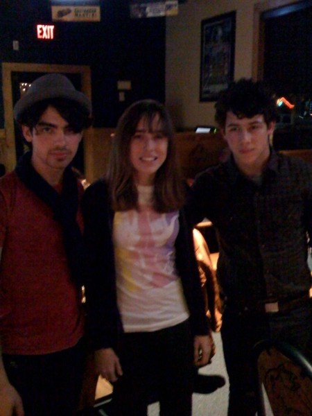 Selena Gomez y Nick Jonas cenando con Joe!