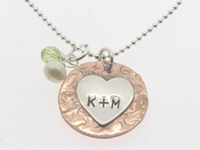 [lauren nicole gifts heart necklace[4].jpg]