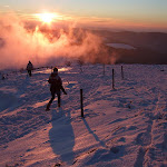 http://lh3.ggpht.com/_Q-b3D5rJSGo/TVZFxLtAKkI/AAAAAAAAFas/NpxVp1yoWp0/Vosges2011_06_HOHNECK.jpg