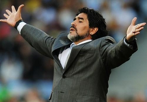 [Maradona-DT[2].jpg]