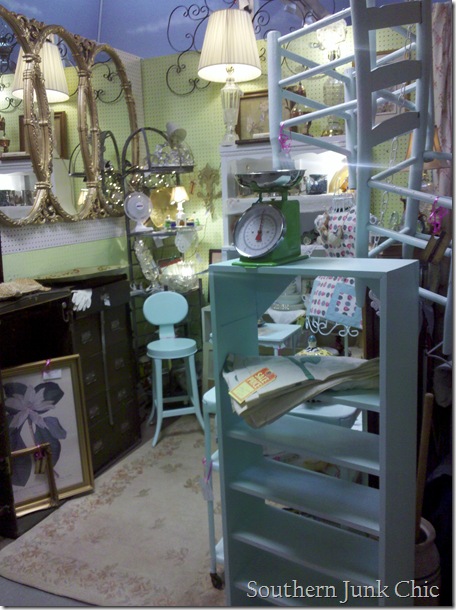 Southern Junk Chic Aqua Booth