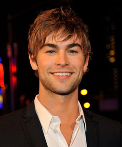 Chase Crawford on the red carpet at the VMA's [image courtesy of Getty images and MTV]