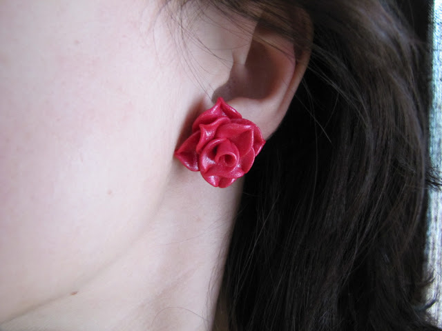 Cercei surub handmade trandafir dalie colorati
