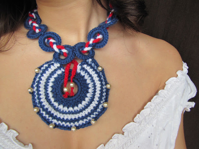 Colier crosetat handmade, model deosebit, original
