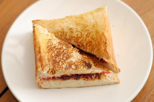 [Roti bakar[2].jpg]