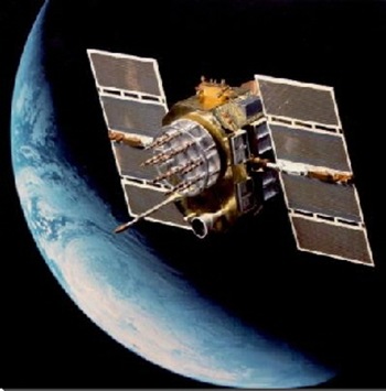 01-GPS_satellite_world-interesting facts about technology