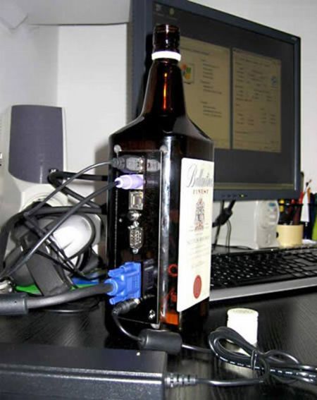 Para hacer un trago cuando se te cuelga el ordenador