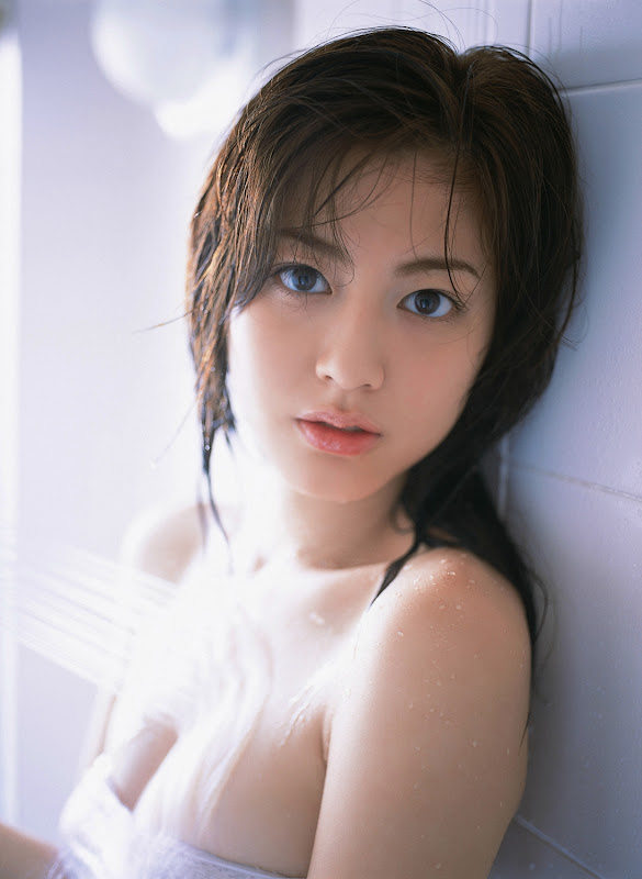 Yumi Sugimoto sexy asian celebrities underwear