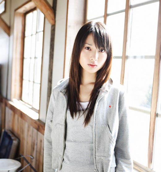 Erika Toda Photos