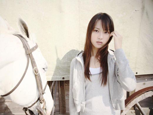 Erika Toda Photos