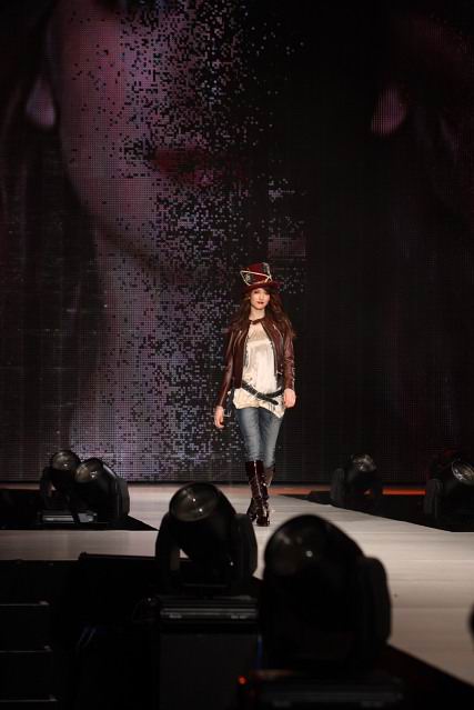 Leah Dizon-Kobe Fashion Show