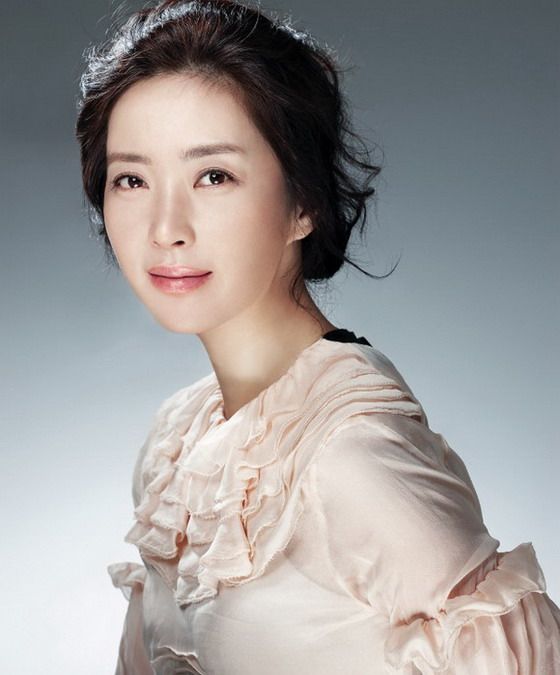 Song Yoon Ah
