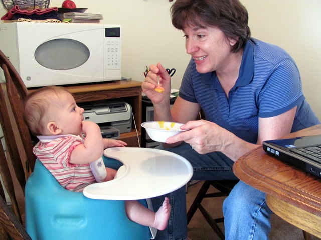 [Elaine 20 Weeks Oatmeal with Grandma Godby[3].jpg]