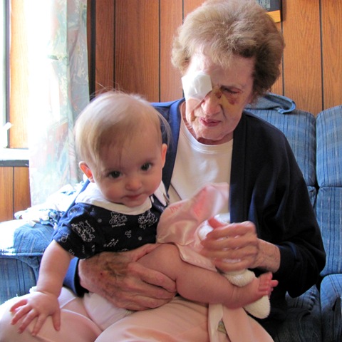 [Elaine with Great Grandma & Grandpa Paul[3].jpg]