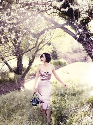 %Anna Zworykina  %art in a bottle