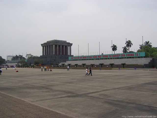 [Hanoi Ho Chi Minh Mausoleum (11)[2].jpg]