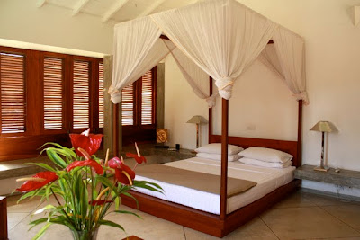 Suite at the Frangipani Tree hotel in Thalpe Sri Lanka