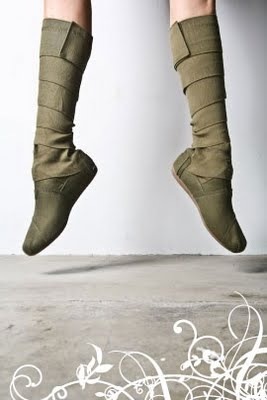 [tomswrapbootsgreen5.jpg]
