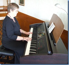 Betty Tennant on the Clavinova CVP-305