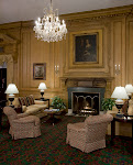 Ambassador East Hotel-Byfields Lounge