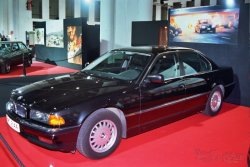 [14 BMW 750 (1997)[5].jpg]