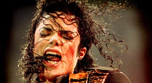 [MichaelJacksonfansnearlycametodeadly[2].jpg]