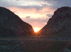 [Sunset through the Gap[6].jpg]