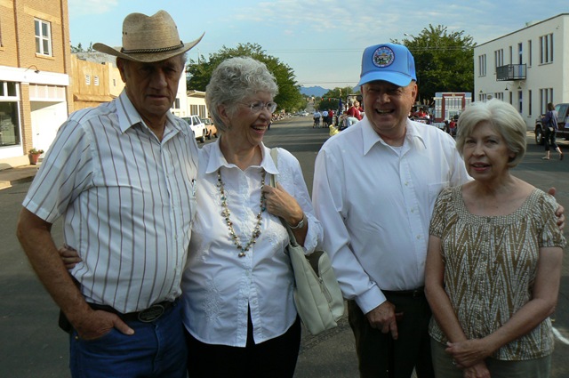 [Ron Simkins & Garth Isom families[4].jpg]