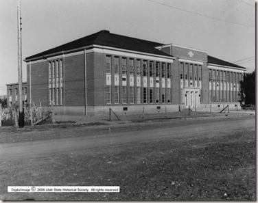 Old Hurricane High School when new