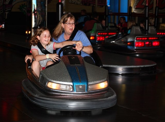 [100115_Luna Park, Sydney_15_sm[2].jpg]
