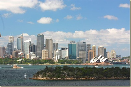 View of downtown Sydney from Taronga Zoo