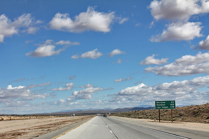 [110220_23_miles_to_barstow2.jpg]
