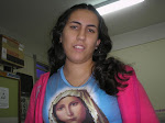 Lulu, se apresentando para a aula.
