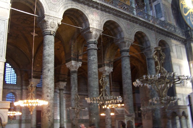 [Impresionantes Columnas Bizantinas de Santa Sofia.jpg]