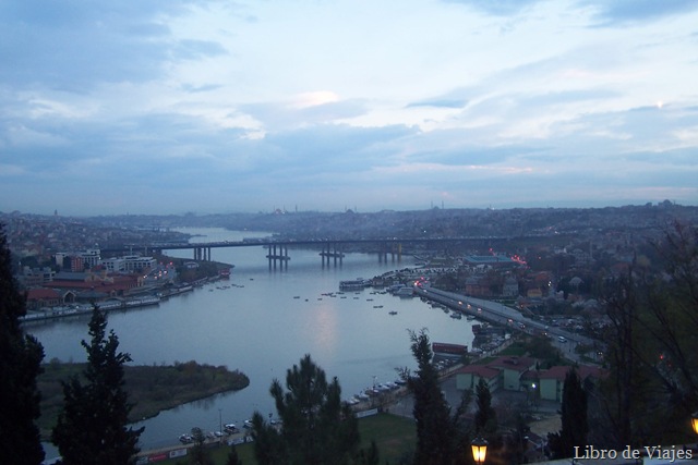 [Anochecer Estambul[7].jpg]