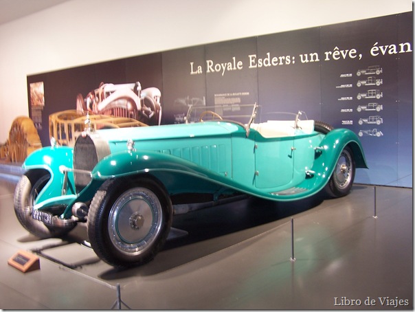 Butatti Royalle, el más caro en su época, con un esqueleto completo de madera