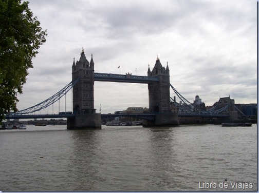 Tower Bridge. Londres
