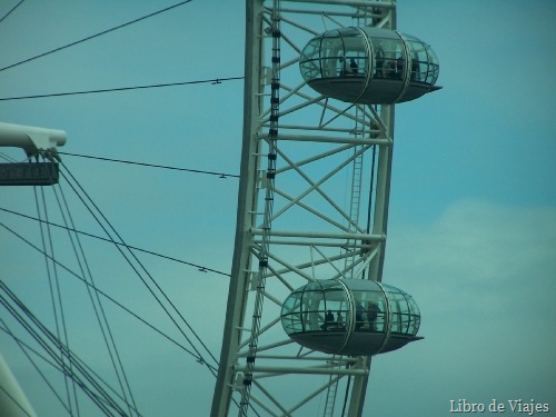 [Detalle de Habitaculos del Golden Eye[1].jpg]