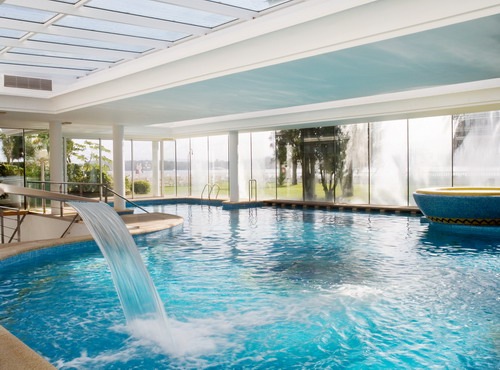 [UnadelasSalasdelBalneario[1].jpg]