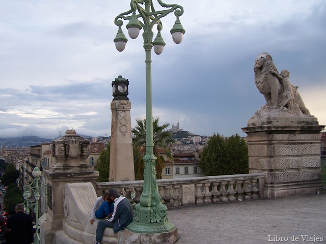 [Vistas desde la Plaza de Saint Charles en Marsella[1].jpg]