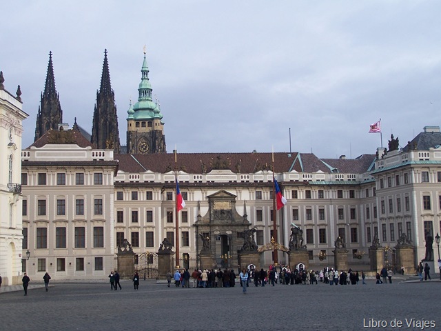 [Entrada al Castillo de Praga[6].jpg]