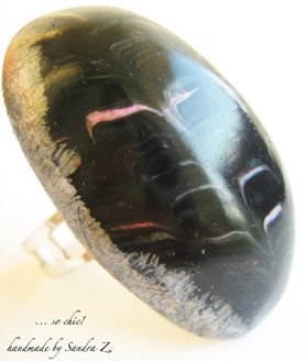 Black ring Black ring