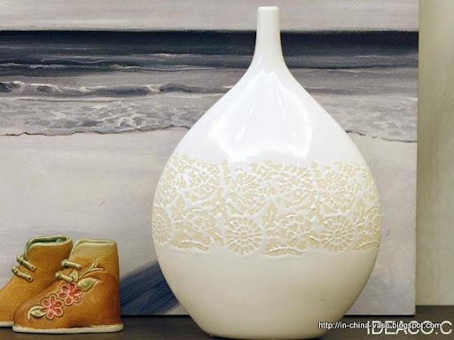 In china vase:vase-28835