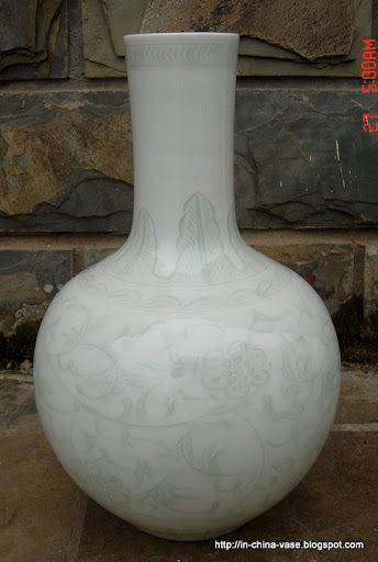In china vase:vase-30444