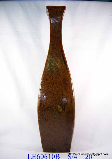 In china vase:O728-30936