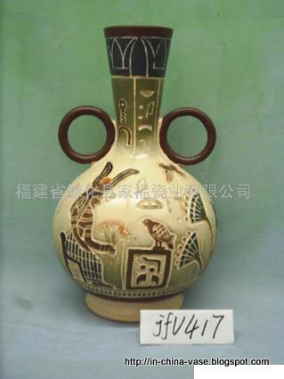 In china vase:L963-30993