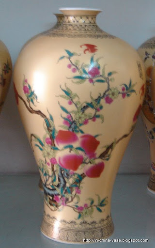 In china vase:W979-31041