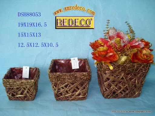 In china vase:D537-28434
