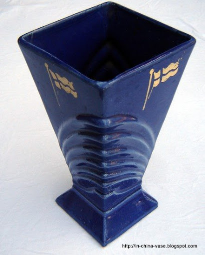 In china vase:vase-28401