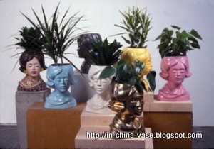 In china vase:in-28657